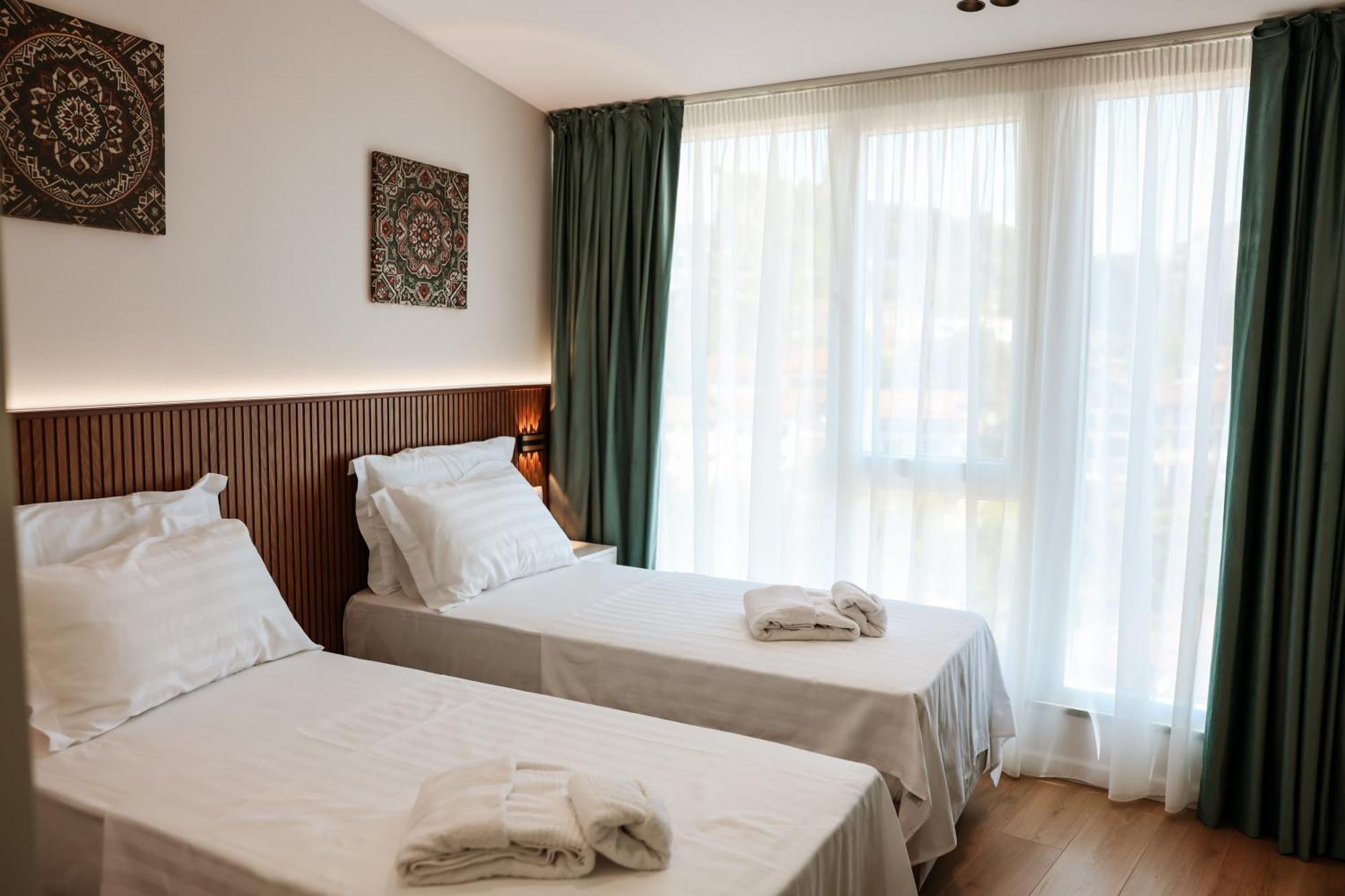 Kruja Townscape Rooms Exterior photo